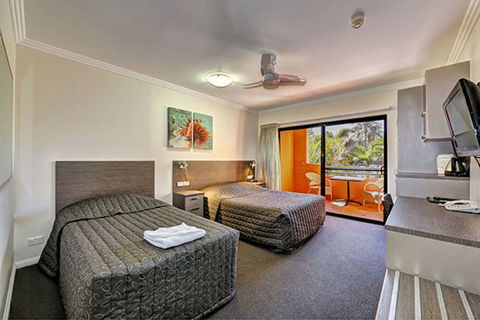 Kacys Bargara Beach Motel - Darwin Tourism 5