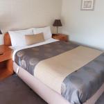 Econo Lodge Hacienda Motel Geelong - Darwin Tourism 0