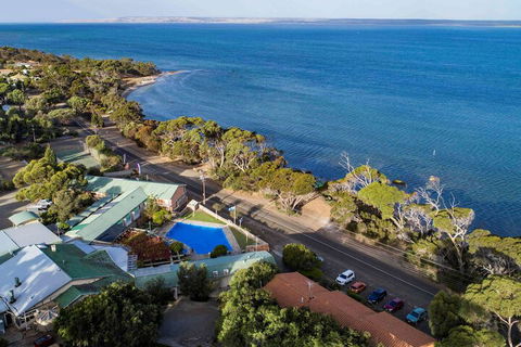 Mercure Kangaroo Island Lodge - Darwin Tourism 4
