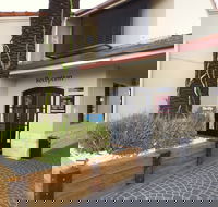 Burke and Wills Motor Inn - Darwin Tourism