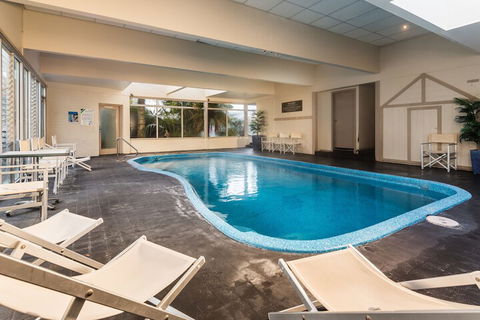 Bellevue On The Lakes - Darwin Tourism 3