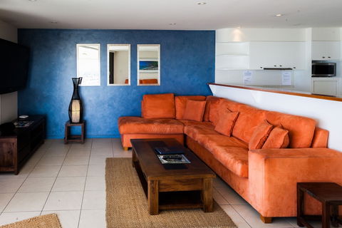 Coolum Caprice - Darwin Tourism 4