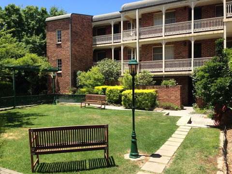 Adina Serviced Apartments Canberra Kingston - Darwin Tourism 2