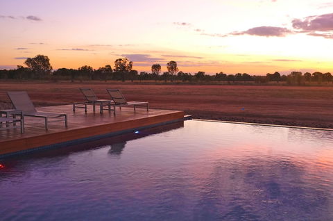 Wildman Wilderness Lodge - Darwin Tourism 2