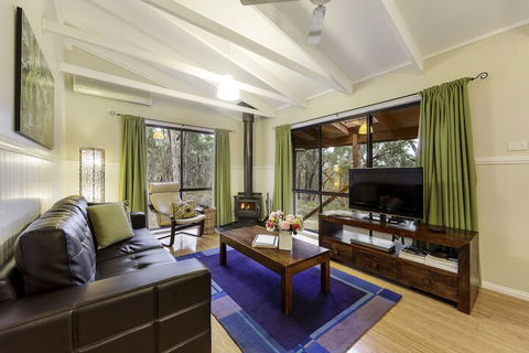 Countrywide Cottages - Darwin Tourism 3