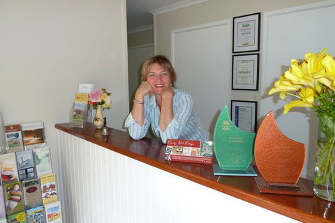 Countrywide Cottages - Darwin Tourism 1