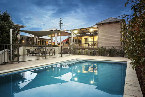 Quest Ipswich - Darwin Tourism 2
