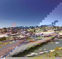 Oaks Townsville Gateway Suites - Darwin Tourism