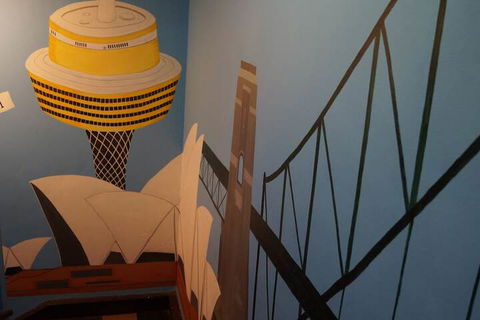 Maze Backpackers - Darwin Tourism 1