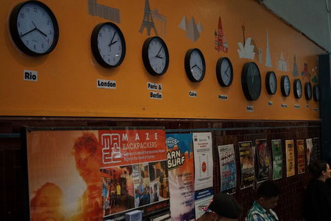 Maze Backpackers - Darwin Tourism 2