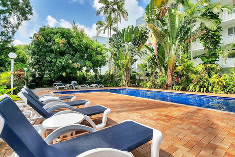 Agincourt Beachfront Apartments - Darwin Tourism 7