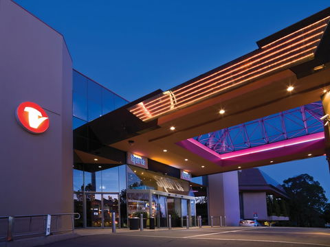 Travelodge Hotel Bankstown Sydney - Darwin Tourism 0