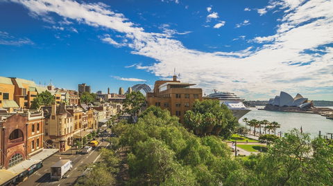 The Russell Hotel - Darwin Tourism 1