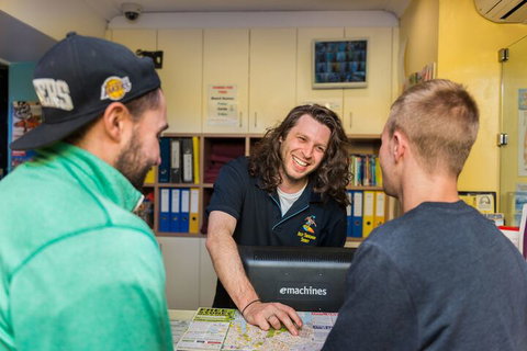 Jolly Swagman Backpackers - Darwin Tourism 7