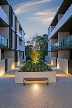 Clayton Serviced Apartments - Darwin Tourism 5