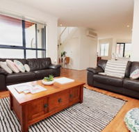 Ocean Whispers Cowes - Rejuvenate Stays - Darwin Tourism