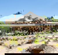 Cockburn House - Darwin Tourism