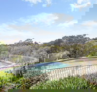 Valley View Bed  Breakfast - Darwin Tourism