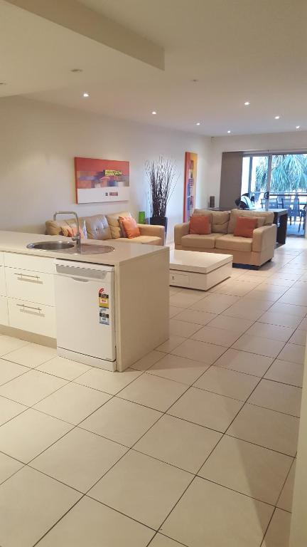 Batemans Bay Apartment - Darwin Tourism 6