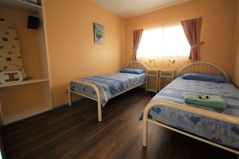 Baudin Beach Apartments - Darwin Tourism 1