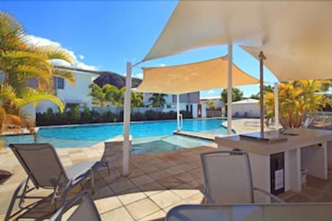 Coolum Villas - Darwin Tourism 5