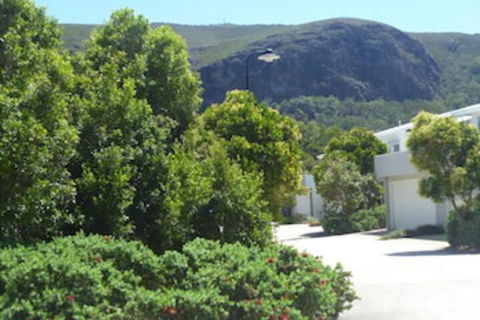 Coolum Villas - Darwin Tourism 6