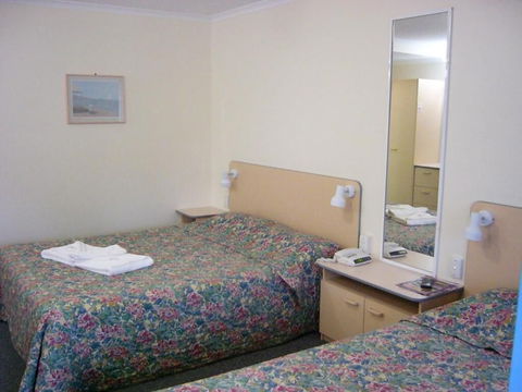 Mid Coast Motor Inn - Darwin Tourism 6