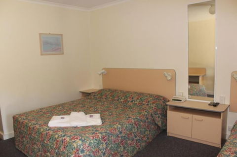Mid Coast Motor Inn - Darwin Tourism 2