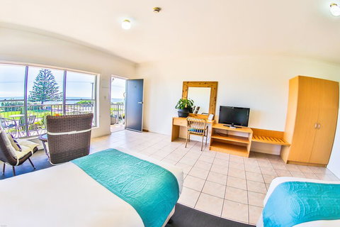 COAST Motel And Apartments - Darwin Tourism 6