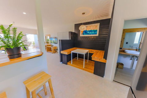 COAST Motel And Apartments - Darwin Tourism 7