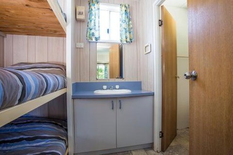 Mollymook Caravan Park - Darwin Tourism 4