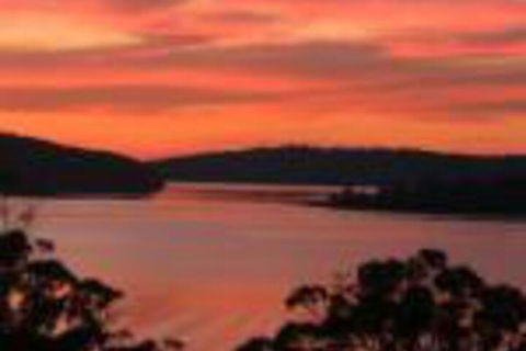A Lakehouse Escape - Darwin Tourism 0