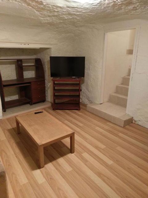 Cave Place Units - Darwin Tourism 2