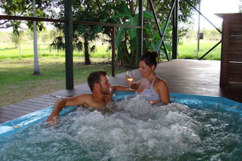 Berry Creek Bush Retreat - Darwin Tourism 0