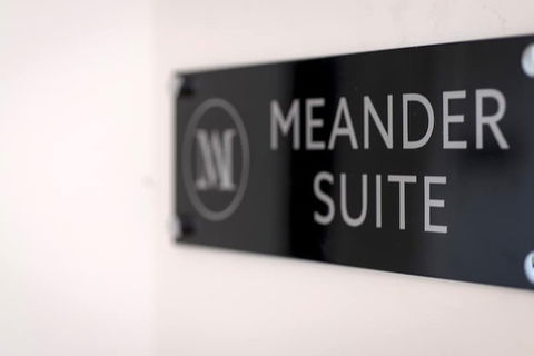 Arcoona Manor - Darwin Tourism 7