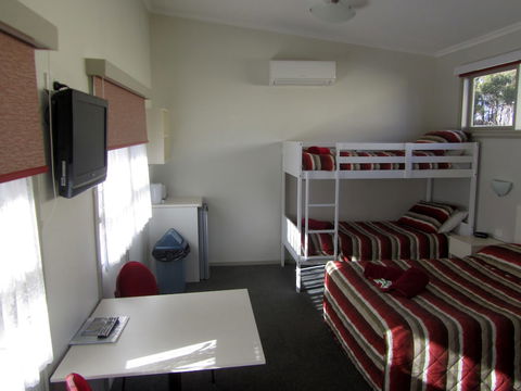 Highlander Haven Motel - Darwin Tourism 6