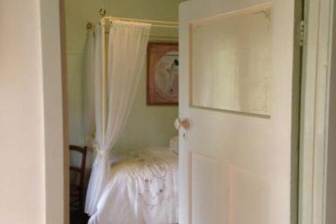 Cockatoo Cottage - Darwin Tourism 0
