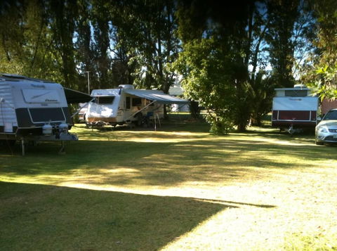 Nagambie Caravan Park & Motel - Darwin Tourism 4