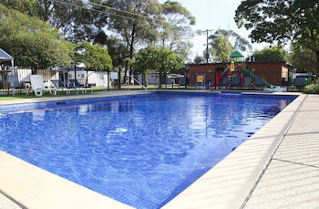 Nagambie Caravan Park & Motel - Darwin Tourism 5