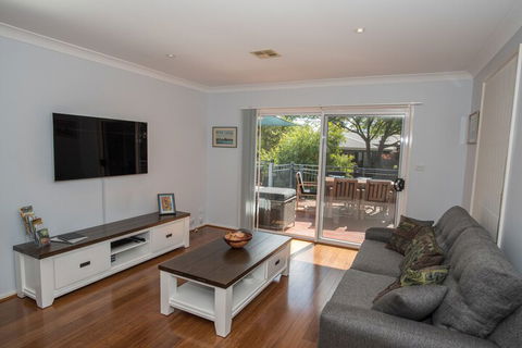 Canberra's White House - Darwin Tourism 5