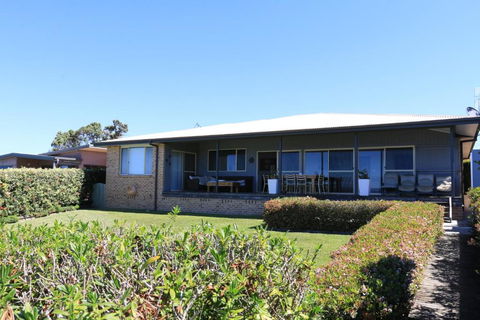 Bunkys By The Sea Holiday House - Darwin Tourism 1