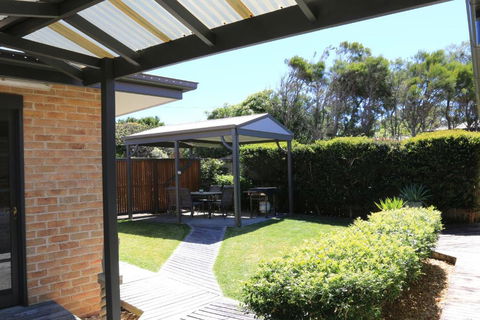 Bunkys By The Sea Holiday House - Darwin Tourism 2