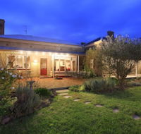 Lochinver Farm Homestead  Cottages - Darwin Tourism
