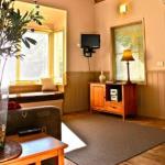 Autumn Leaf Cottage 1 - Darwin Tourism 0