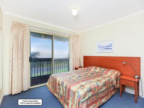 Tahren Beachfront Shack - Darwin Tourism 3