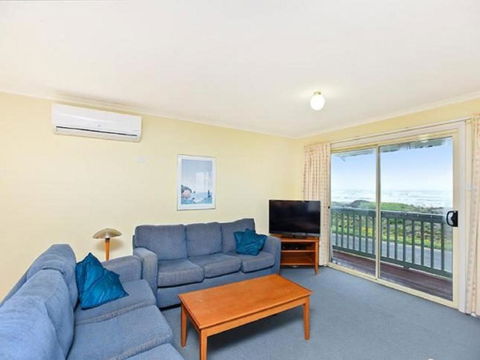 Tahren Beachfront Shack - Darwin Tourism 4