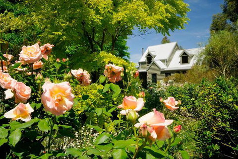 Brigadoon Cottages - Darwin Tourism 4