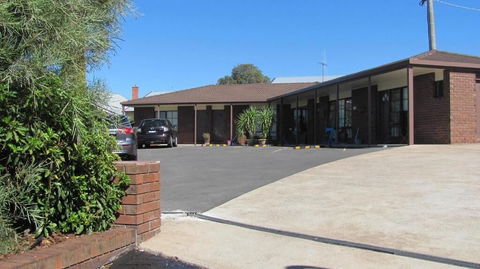 Bristol Hill Motor Inn - Darwin Tourism 1