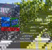 Nightcap at Skyways Hotel - Darwin Tourism