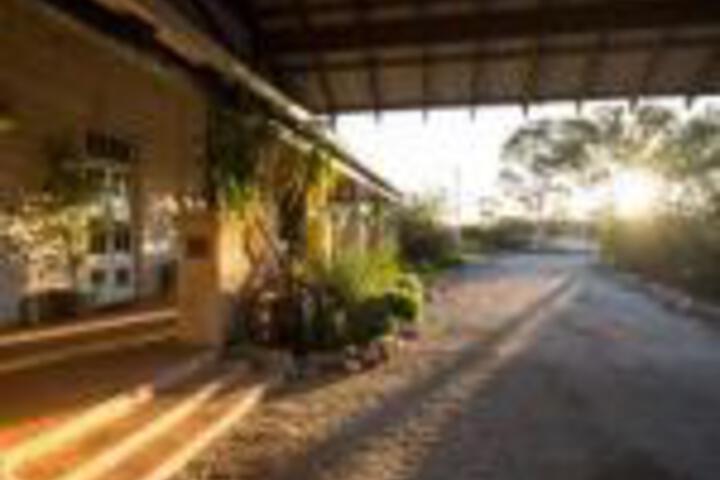 Nugadong WA Darwin Tourism